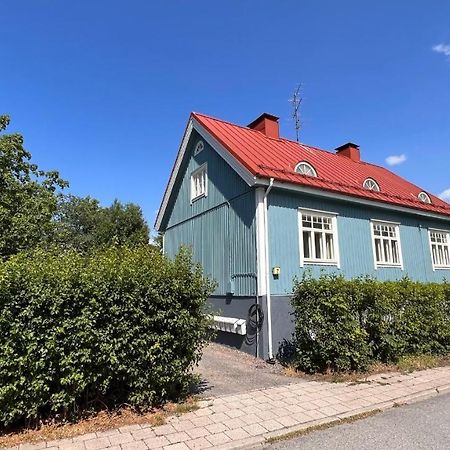 Tunnelmallinen Puutalohuoneisto. Åbo Eksteriør bilde
