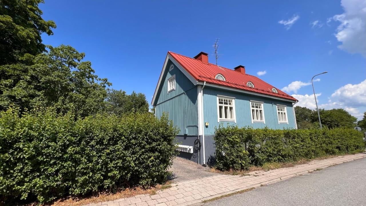 Tunnelmallinen Puutalohuoneisto. Åbo Eksteriør bilde
